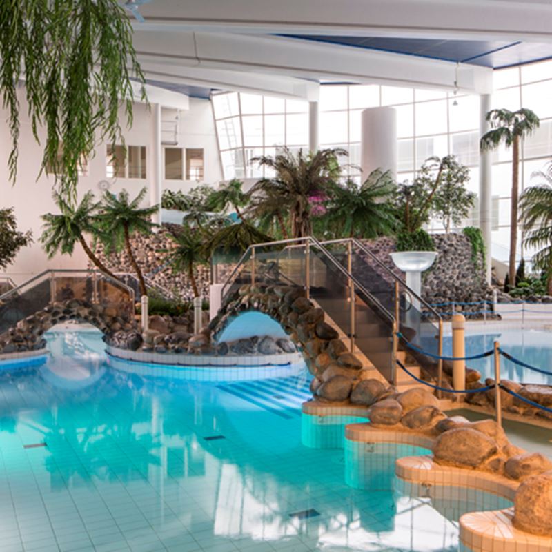 Kuusamon tropiikki spa-stairs squ.jpg