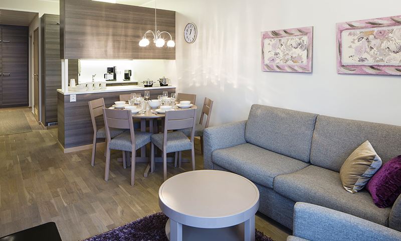 saimaa-white-house-living-room-hor.jpg
