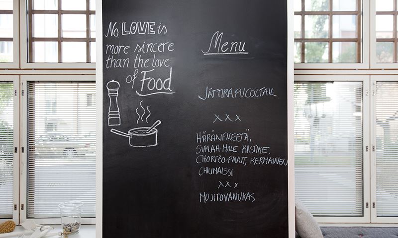 Tampereen-Kylpylä-klubikeittio-liitutaulu-menu-hor.jpg